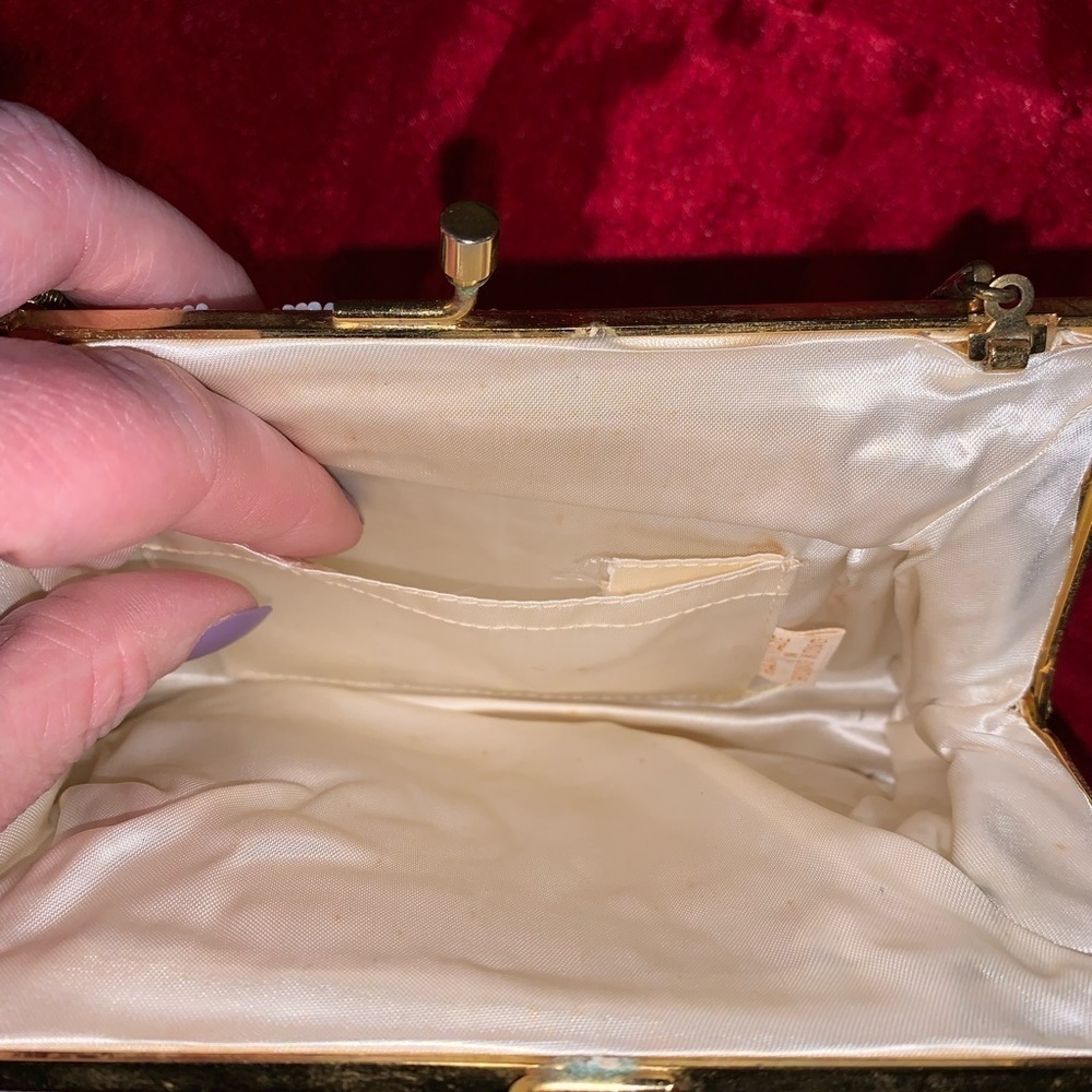 Vintage White and Gold beaded Purse Small - Picture 5 of 10